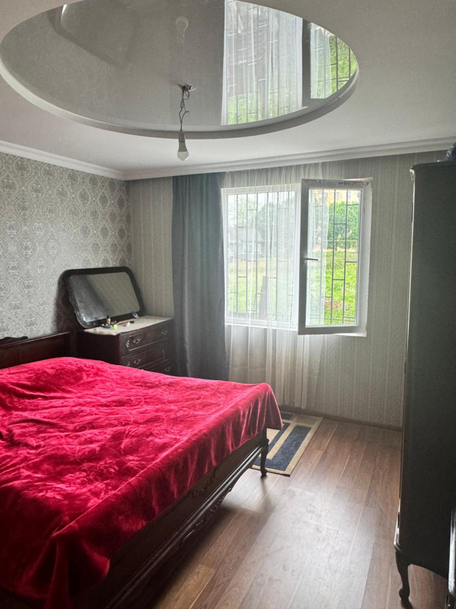 Zara-Guest House Zugdidi Extérieur photo